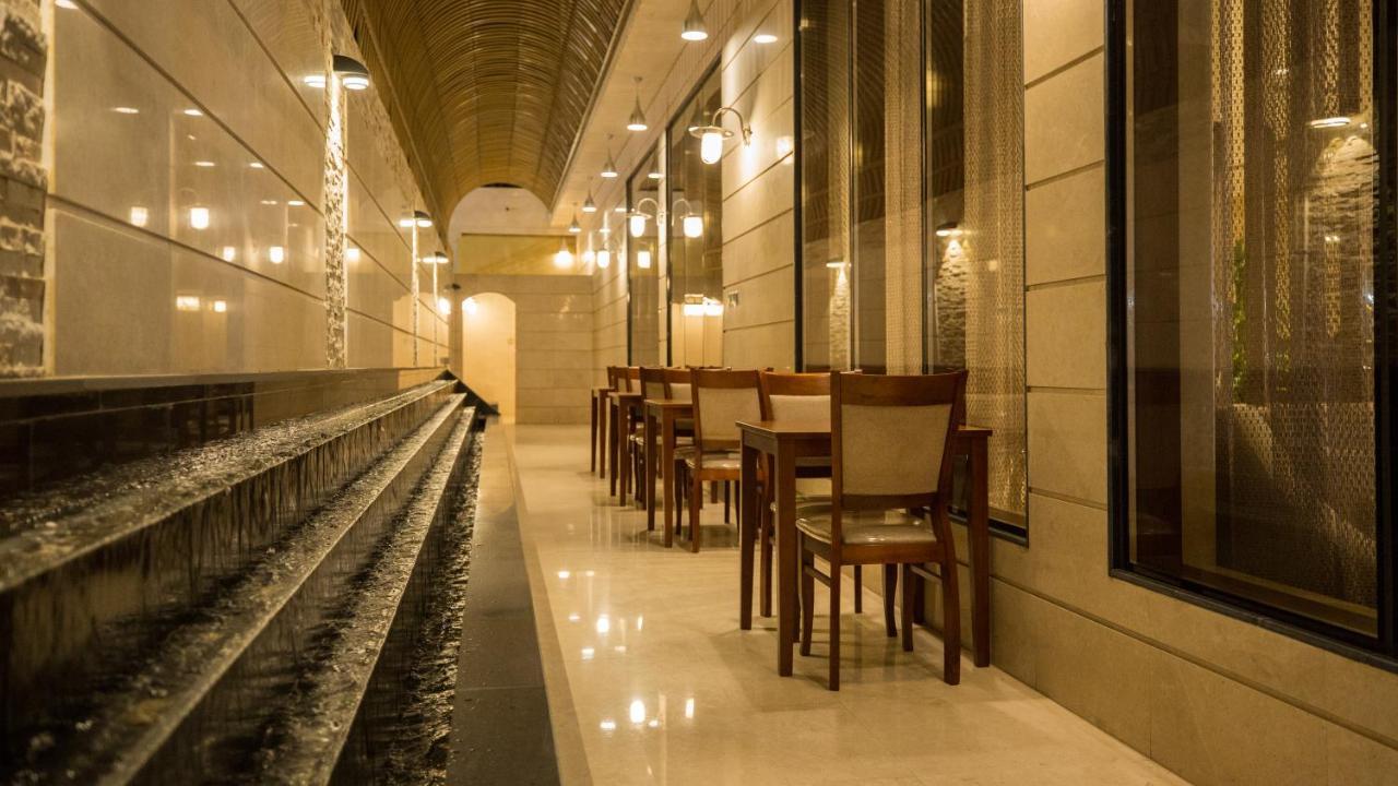 ג'דה Jiwar Almasi Hotel מראה חיצוני תמונה